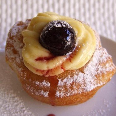Le zeppole di San Giuseppe: fritte ed al forno