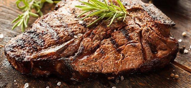 cucinare una bistecca alla fiorentina