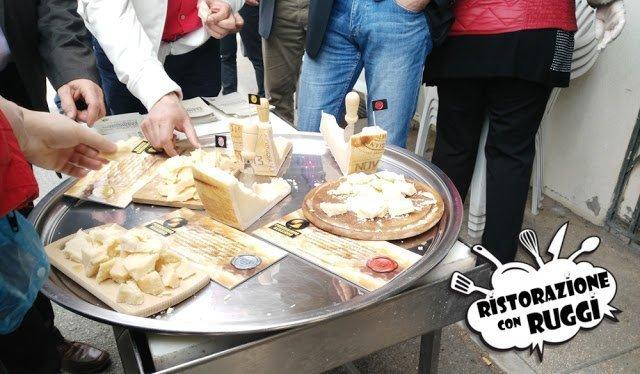 Come si fa il Parmigiano Reggiano? Visita in azienda